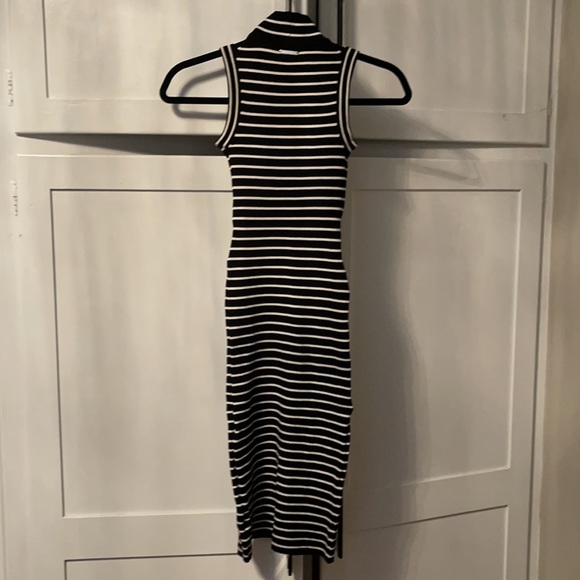 Micheal Kors - Picture 5 of 6